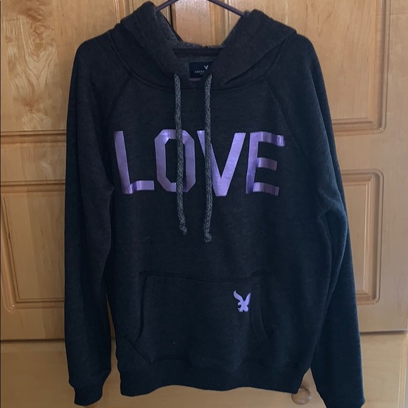 American Eagle Sweatshirt